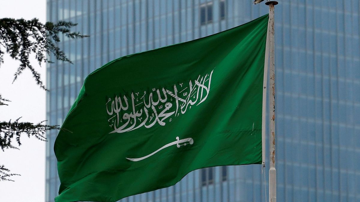 Saúdskoarabský princ čelí vyšetřování kvůli špatnému zacházení s personálem